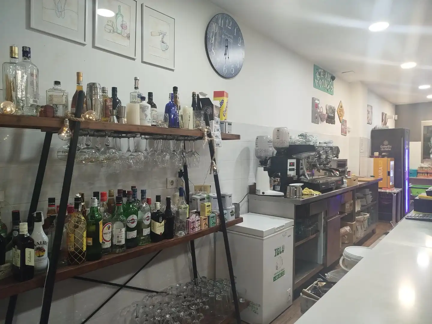 Local en traspaso en Manises con Aire acondicionado
