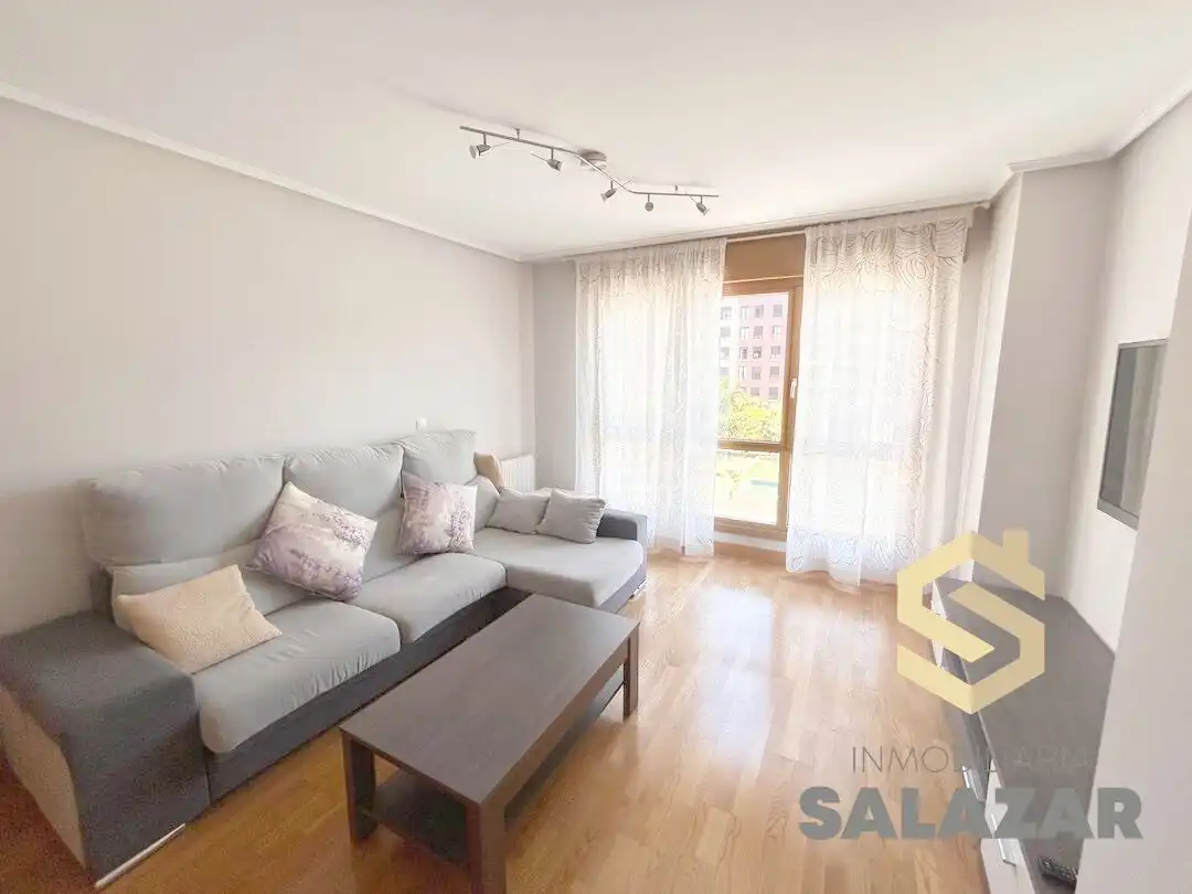 Living room of Flat for rent in Etxebarri  with Heating