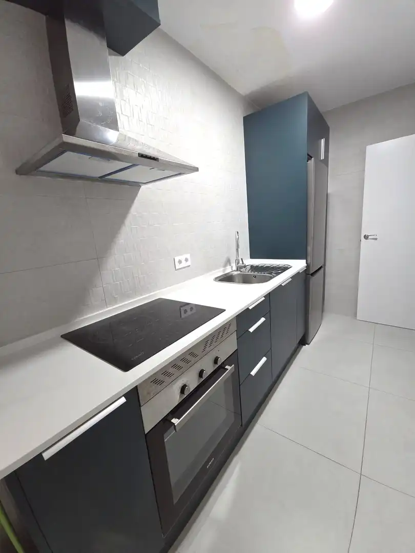 Kitchen of Flat for rent in Cáceres  with Air Conditioner, Terrace and Furnished