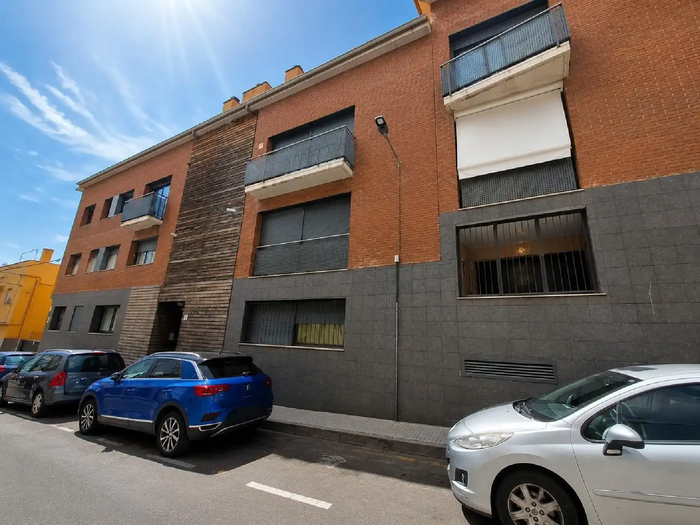 Pis amb piscina en venda a Poble