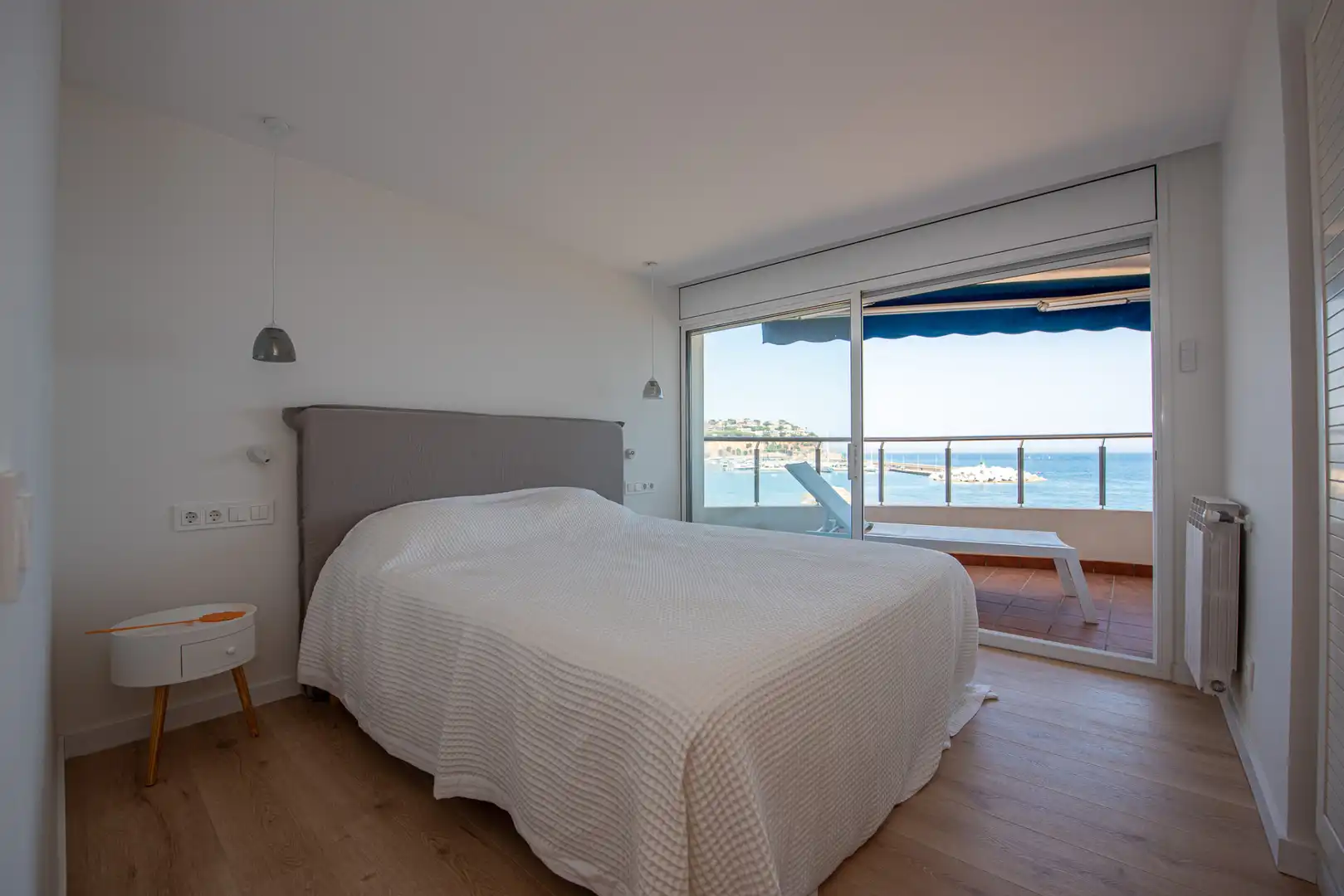 Habitación de Piso de alquiler en Sant Feliu de Guíxols con Aire acondicionado, Calefacción y Parquet