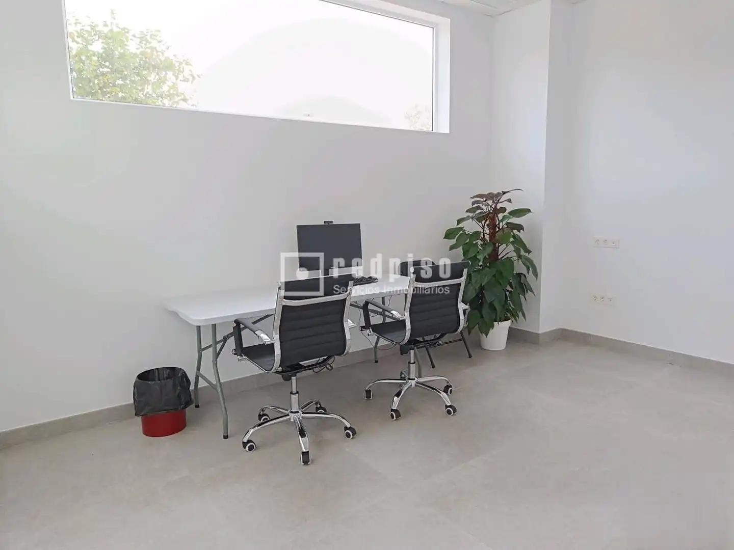 Business premises to rent in Teatinos - Universidad