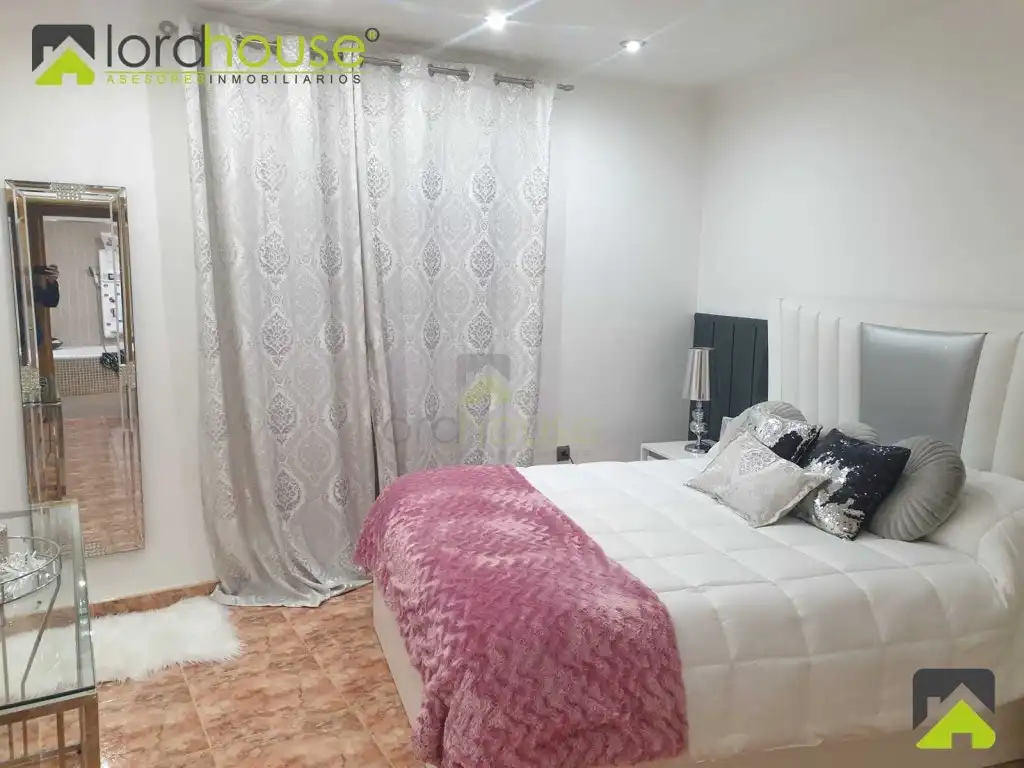 Houses for sale in Calle Francisco Pizarro, San Antonio