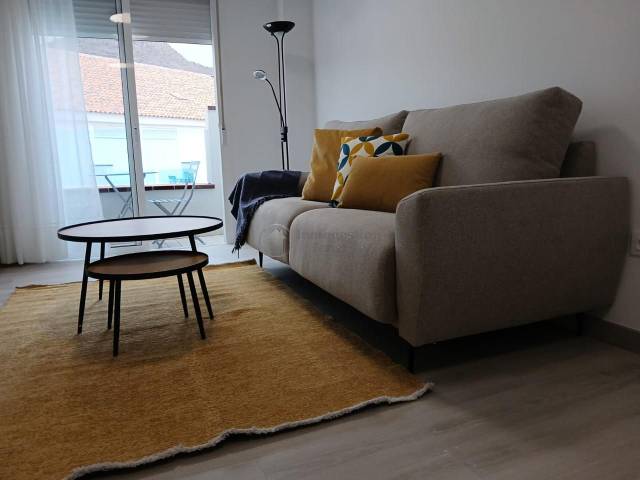 Piso en Alquiler en Albariza en Cabo Blanco