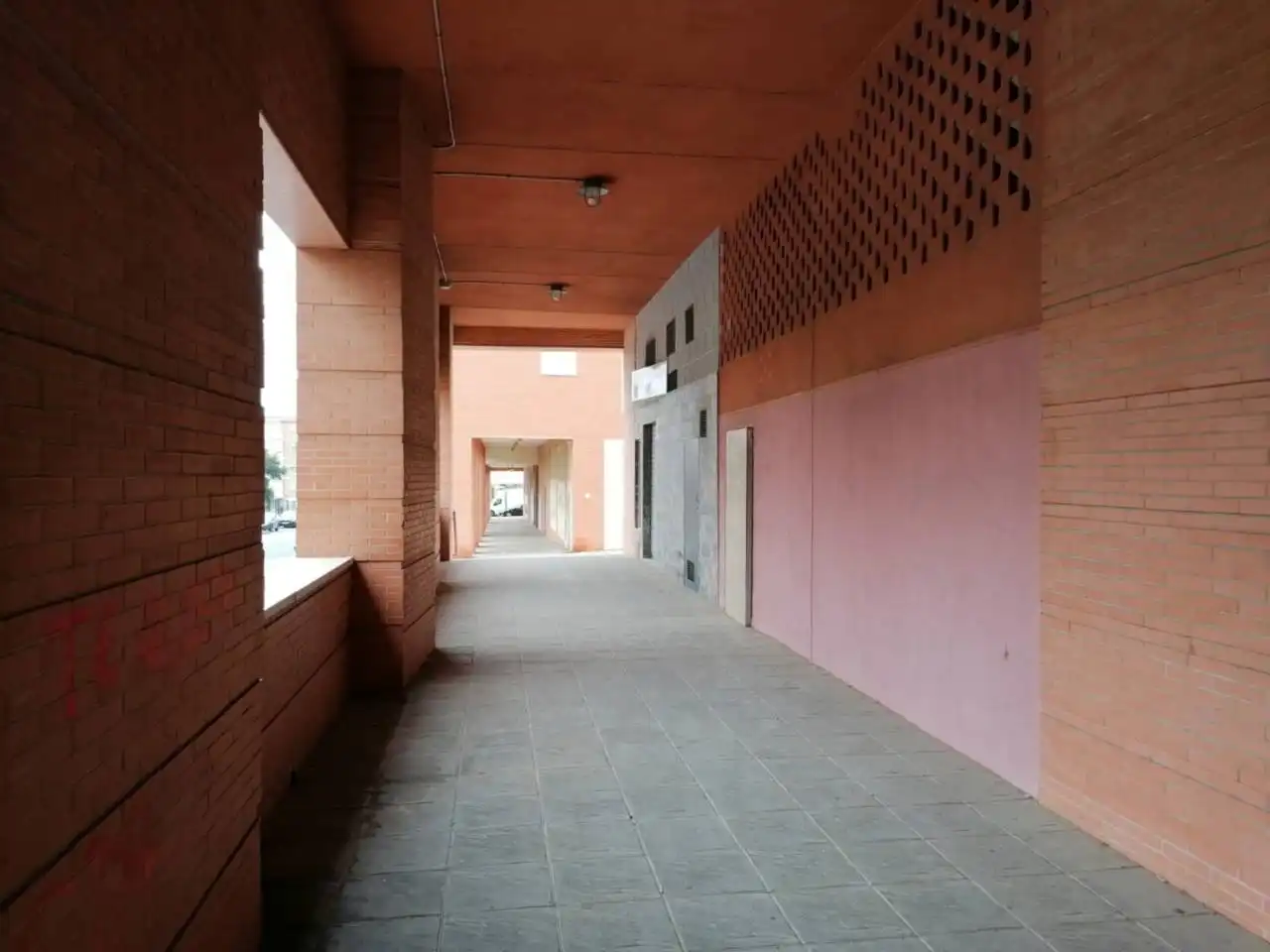 Local comercial en alquiler en Calle Camino del Saladillo, imagen 5