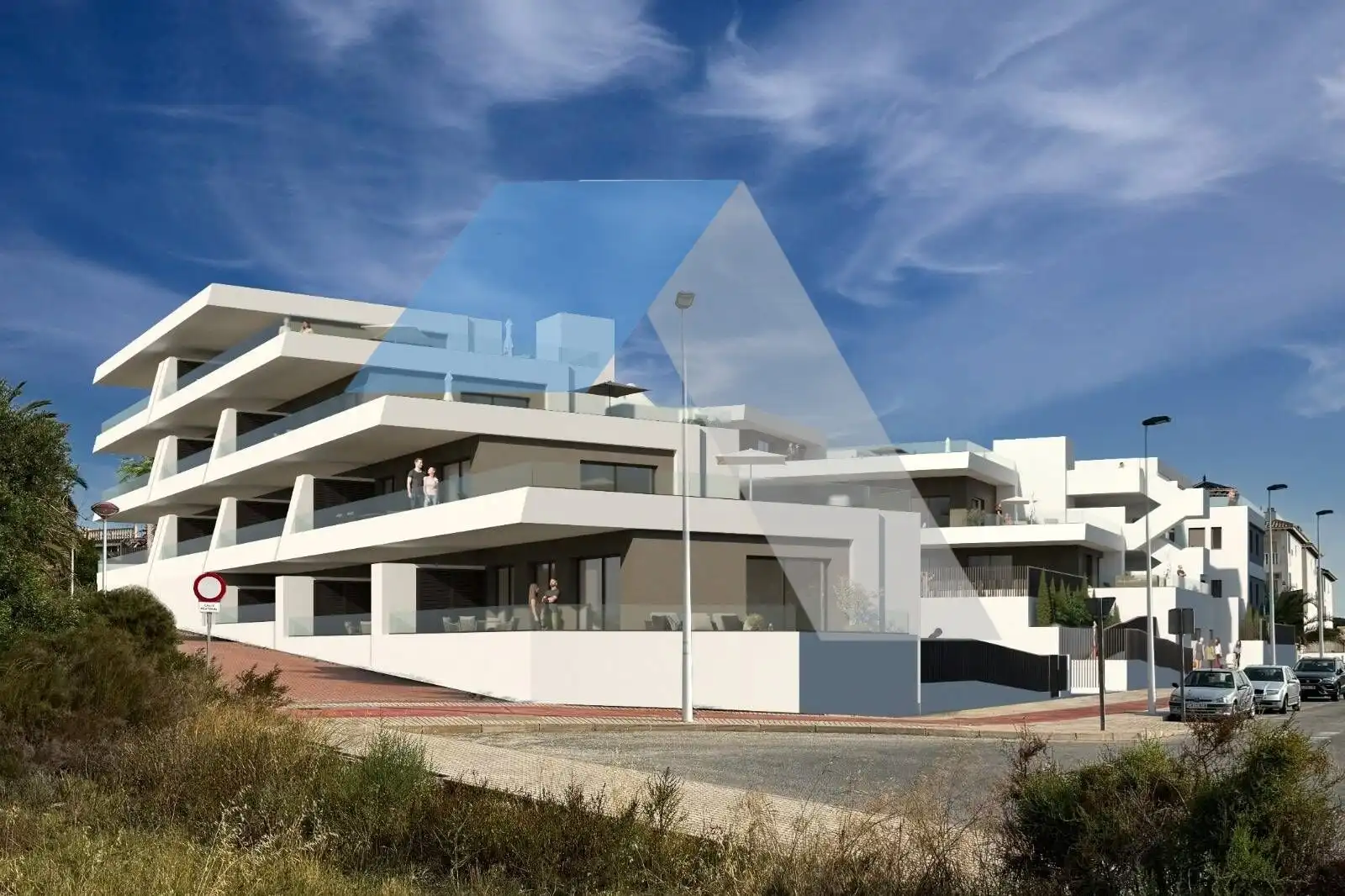 Appartement compact avec piscine à vendre à La Marina
