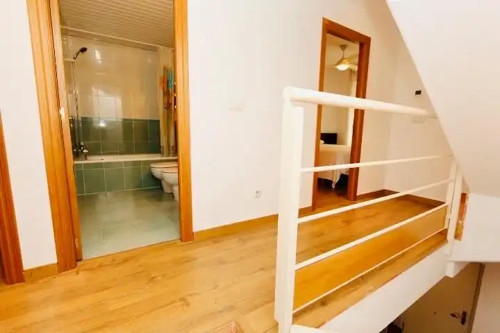 Einfamilien-Reihenhaus zur Miete in MALVA, Valterna