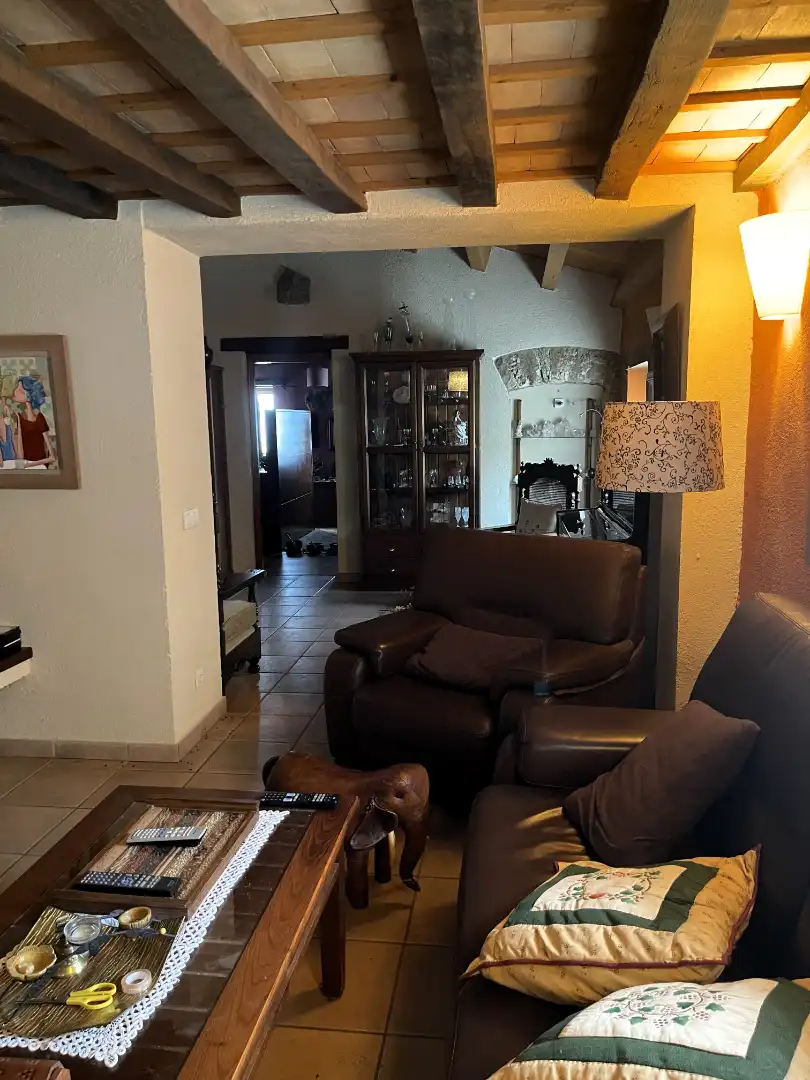 Sala d'estar de Finca rústica en venda en Mieres (Girona) amb Calefacció, Parquet i Terrassa