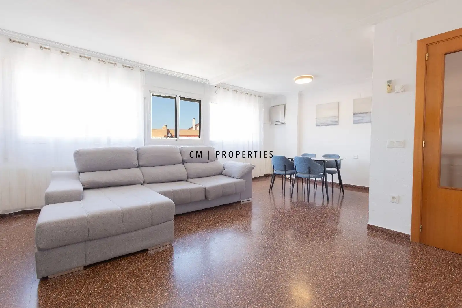 Außenansicht von Maisonette zur Miete in Sagunto / Sagunt mit Klimaanlage, Heizung und Möbliert