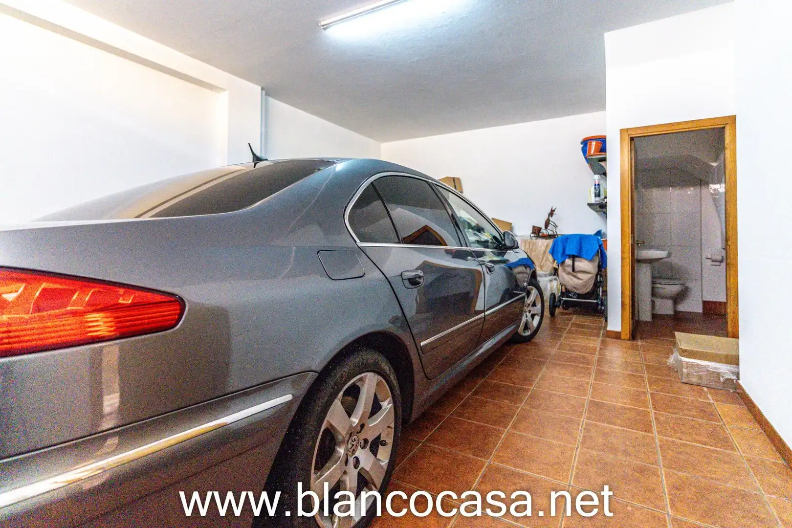 Aparcament de Casa o xalet en venda en Malpica de Bergantiños amb Calefacció i Traster