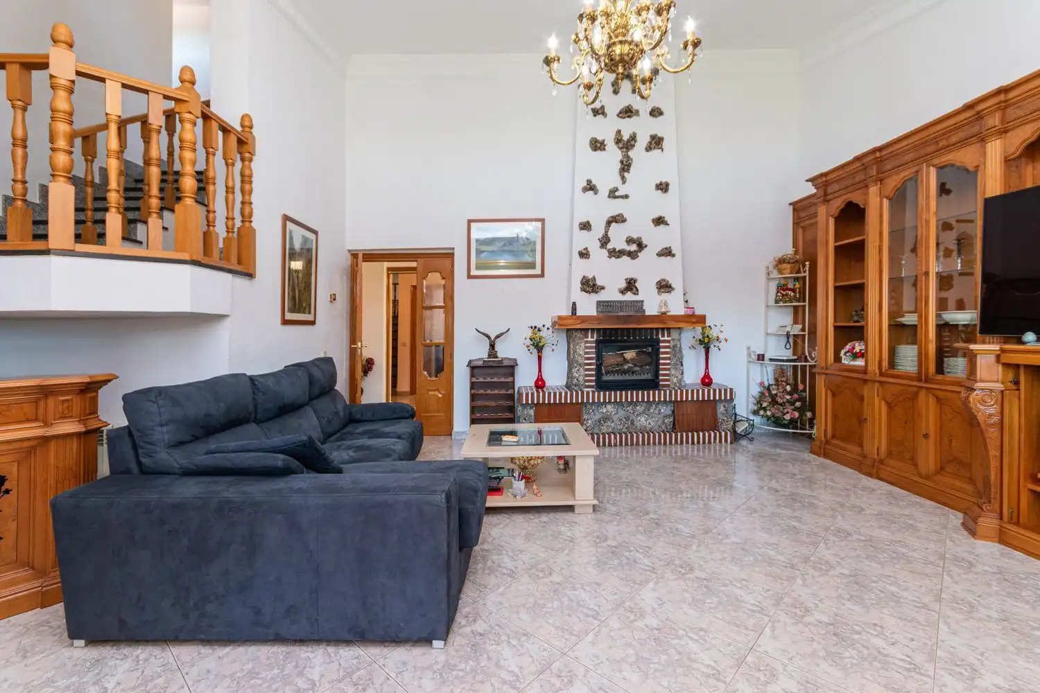 Sala d'estar de Casa o xalet en venda en Tres Cantos amb Calefacció i Traster