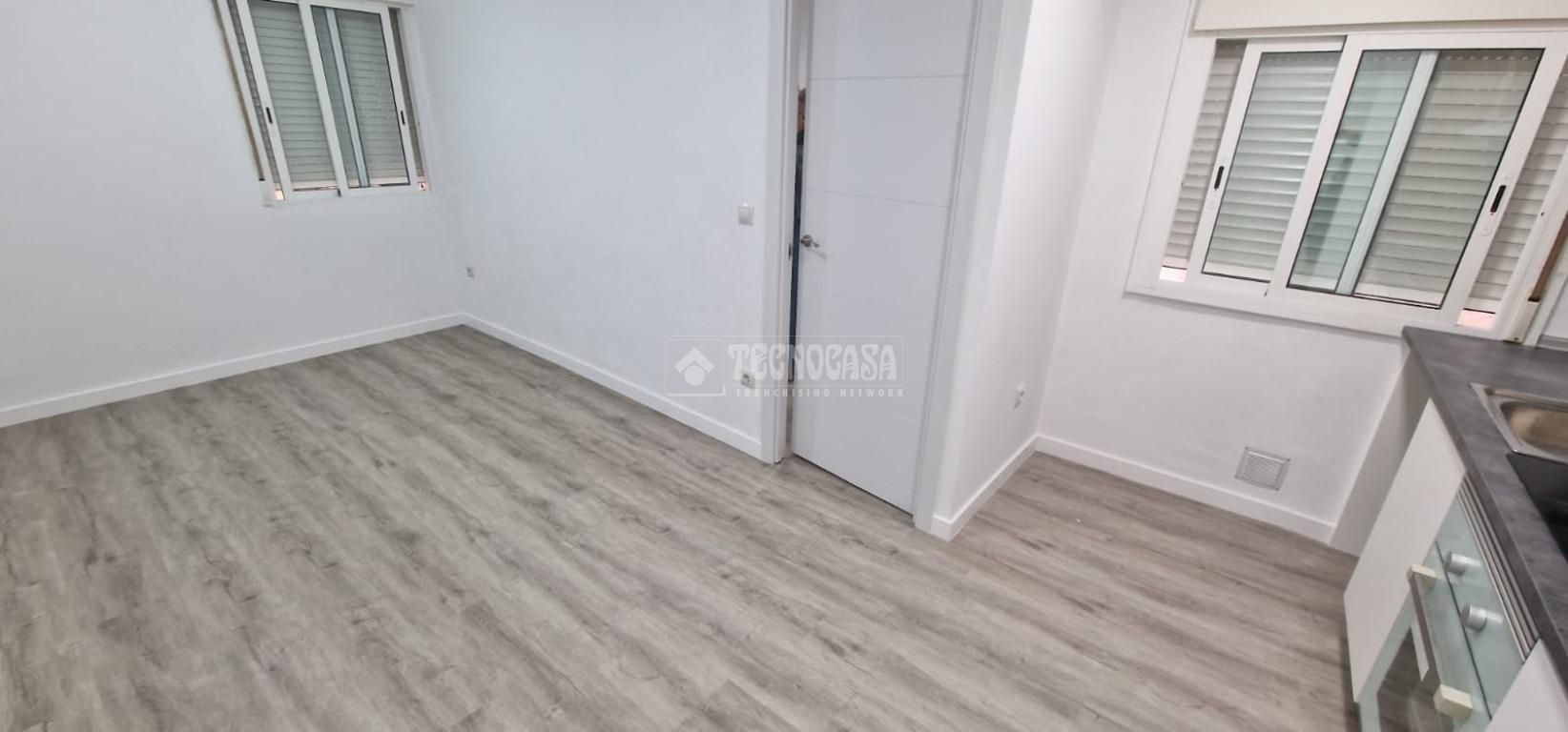 Flat for sale in  Zaragoza Capital