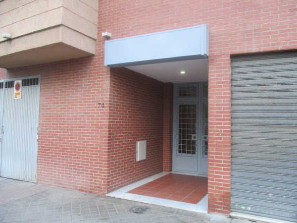 Exterior view of Garage for sale in  Granada Capital