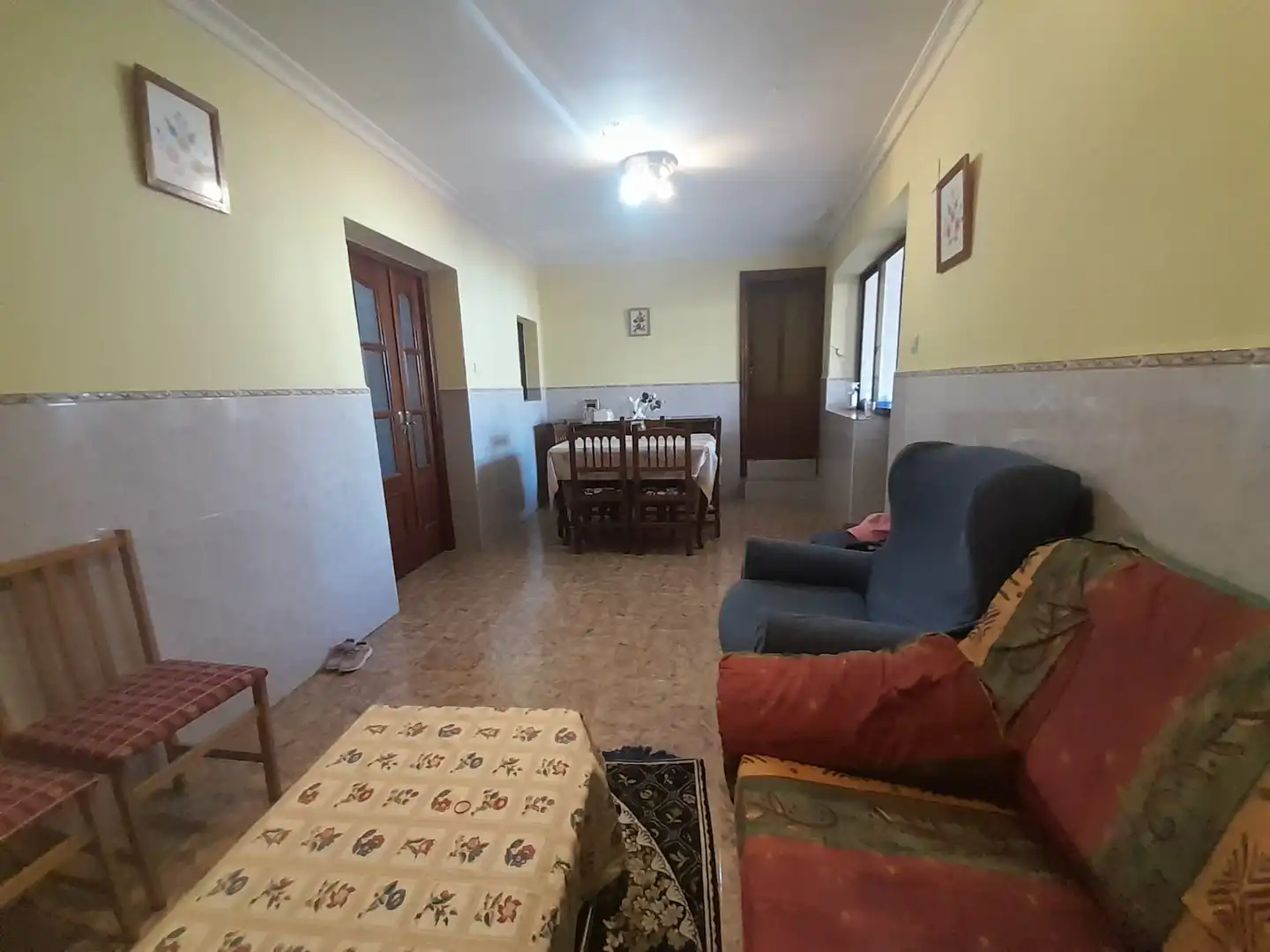 Sala d'estar de Casa adosada en venda en Puertollano amb Aire condicionat i Traster
