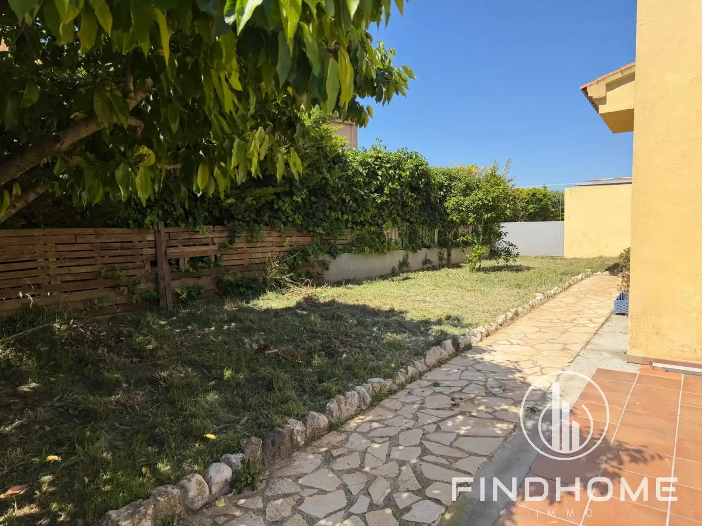 Garden of Detached homes for sale in Avinyonet de Puigventós  with Air Conditioner, Heating and Private garden