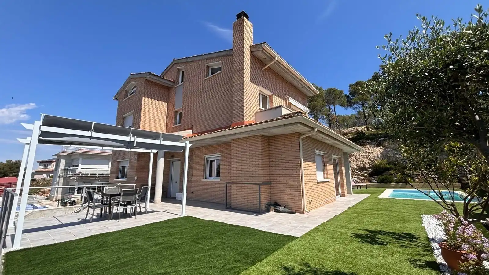 Vista exterior de Casa o xalet en venda en Olivella amb Piscina