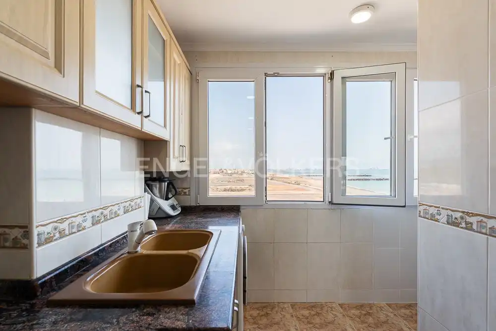Flat with terrace to rent in Urbanización Santa María el Progreso, imagen 13