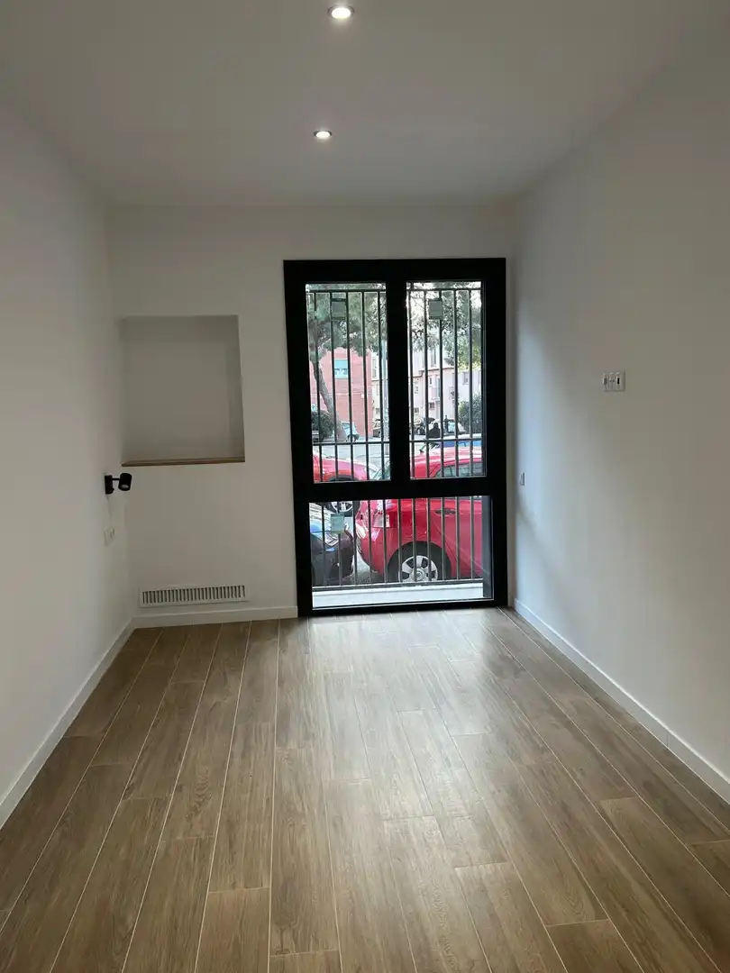Ground floor for sale in Sabadell  with Parquet flooring