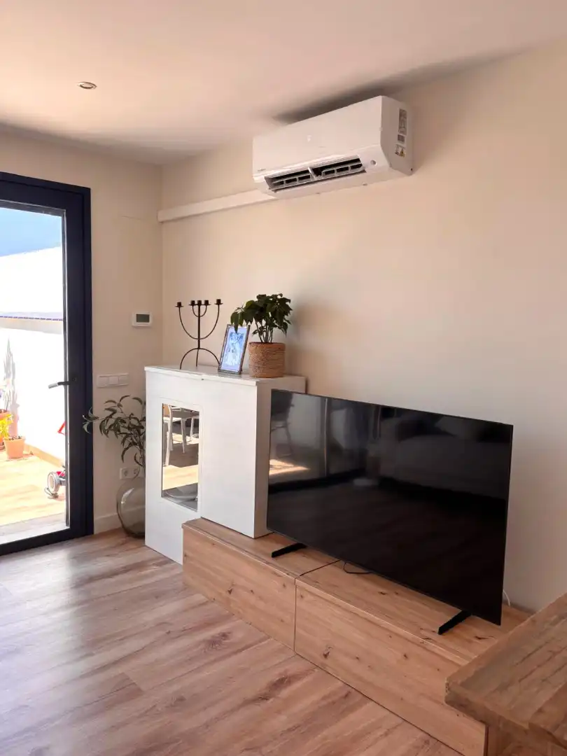 Living room of Houses for sale in Palamós  with Air Conditioner, Heating and Parquet flooring