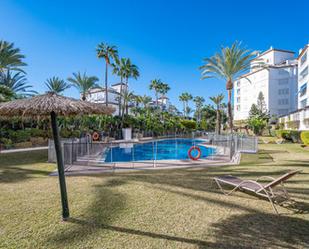 Swimming pool of Flat for sale in Marbella  with Air Conditioner, Heating and Terrace