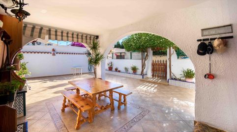 Chalet de 3 dormitorios con piscina y garaje, parcela de 450m2 en el centro del Albir, imatge 5