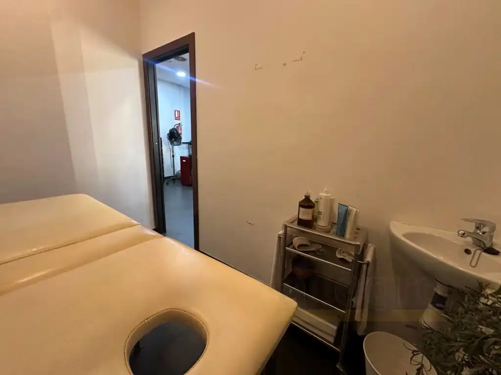 Local comercial de lloguer a Calle Pozas, imagen 15