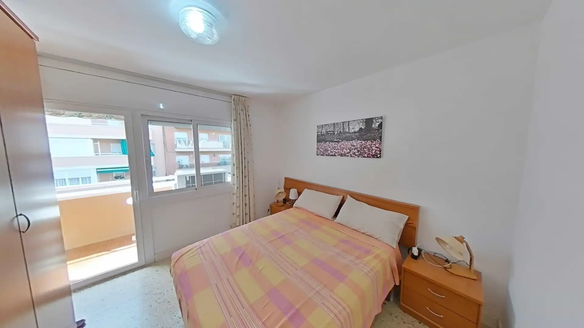Habitación de Piso en venta en Pineda de Mar con Piscina y Balcón