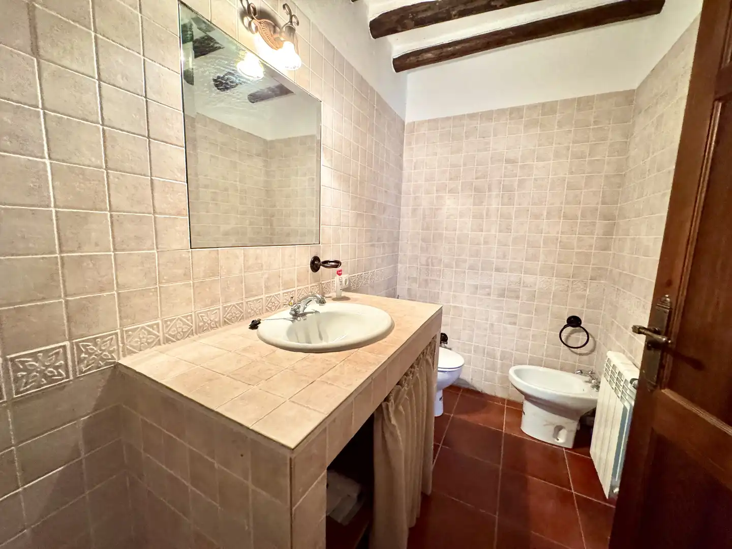 Bathroom of Buildings for sale in Juviles  with Alarm