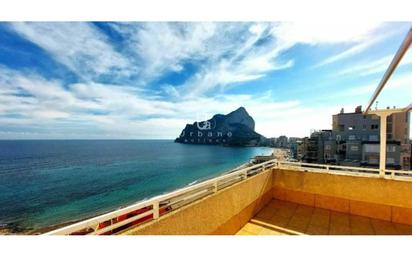 Vista exterior de Àtic en venda en Calpe / Calp amb Terrassa, Piscina i Balcó