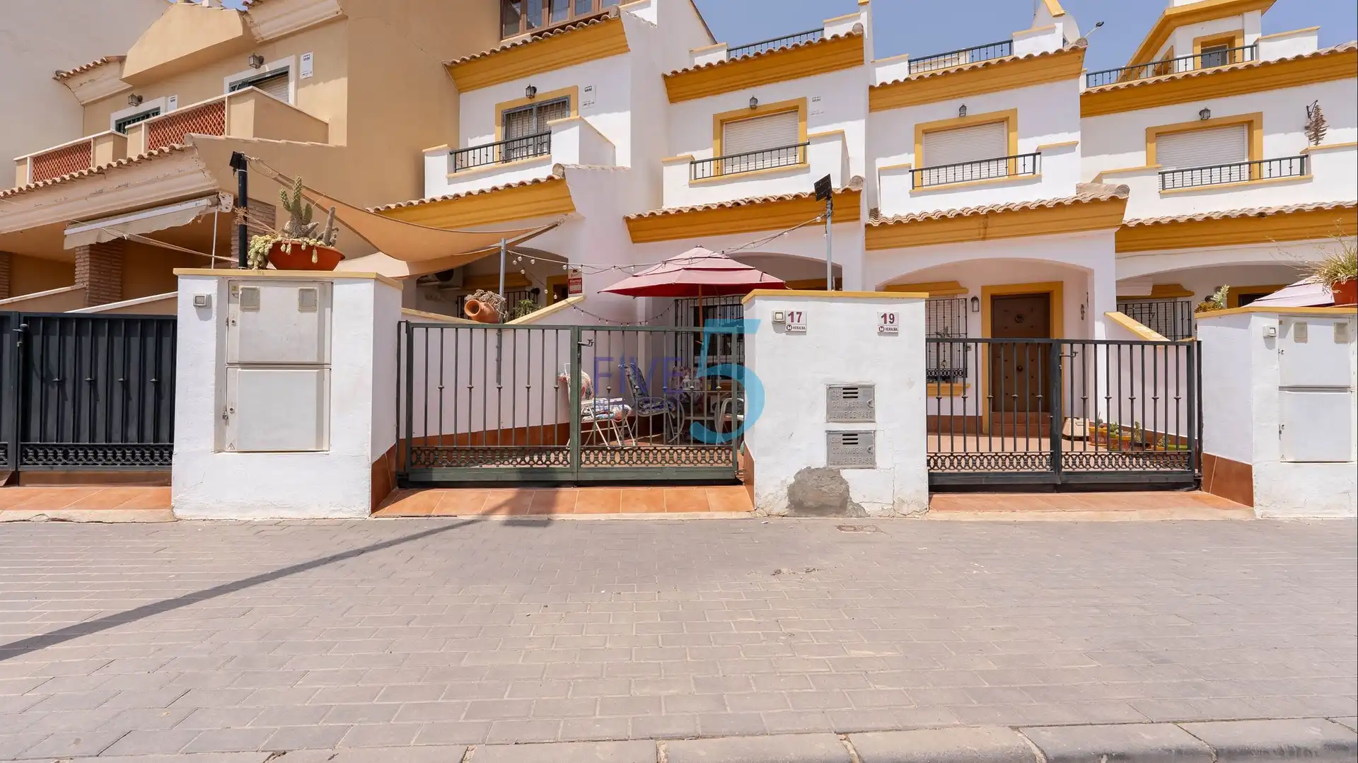 Vista exterior de Casa adosada en venta en Torre-Pacheco con Aire acondicionado, Calefacción y Terraza