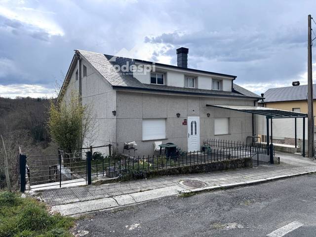 Casa-chalet en Venta en Montederramo