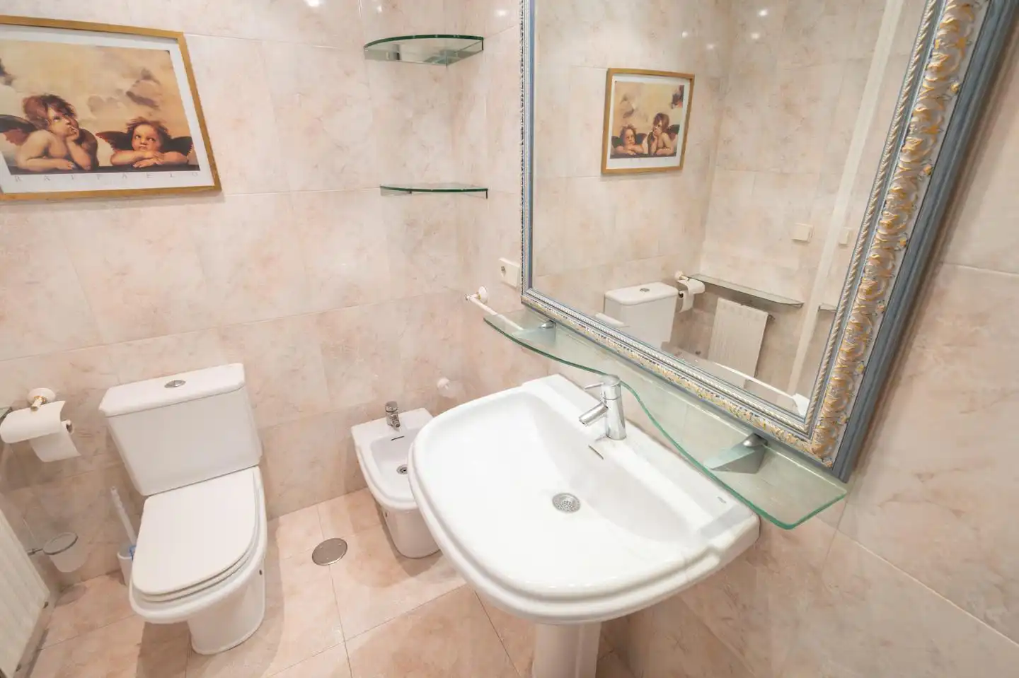 Baño de Piso de alquiler en Barañáin / Barañain con Calefacción, Parquet y Trastero