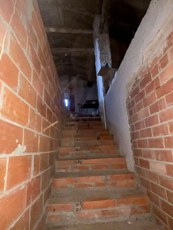 Edifici en venda a Estación Mora, Albentosa