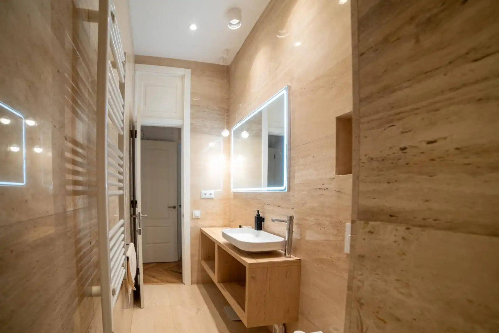 Flat with terrace for sale in CORTS CATALANES, imagen 23