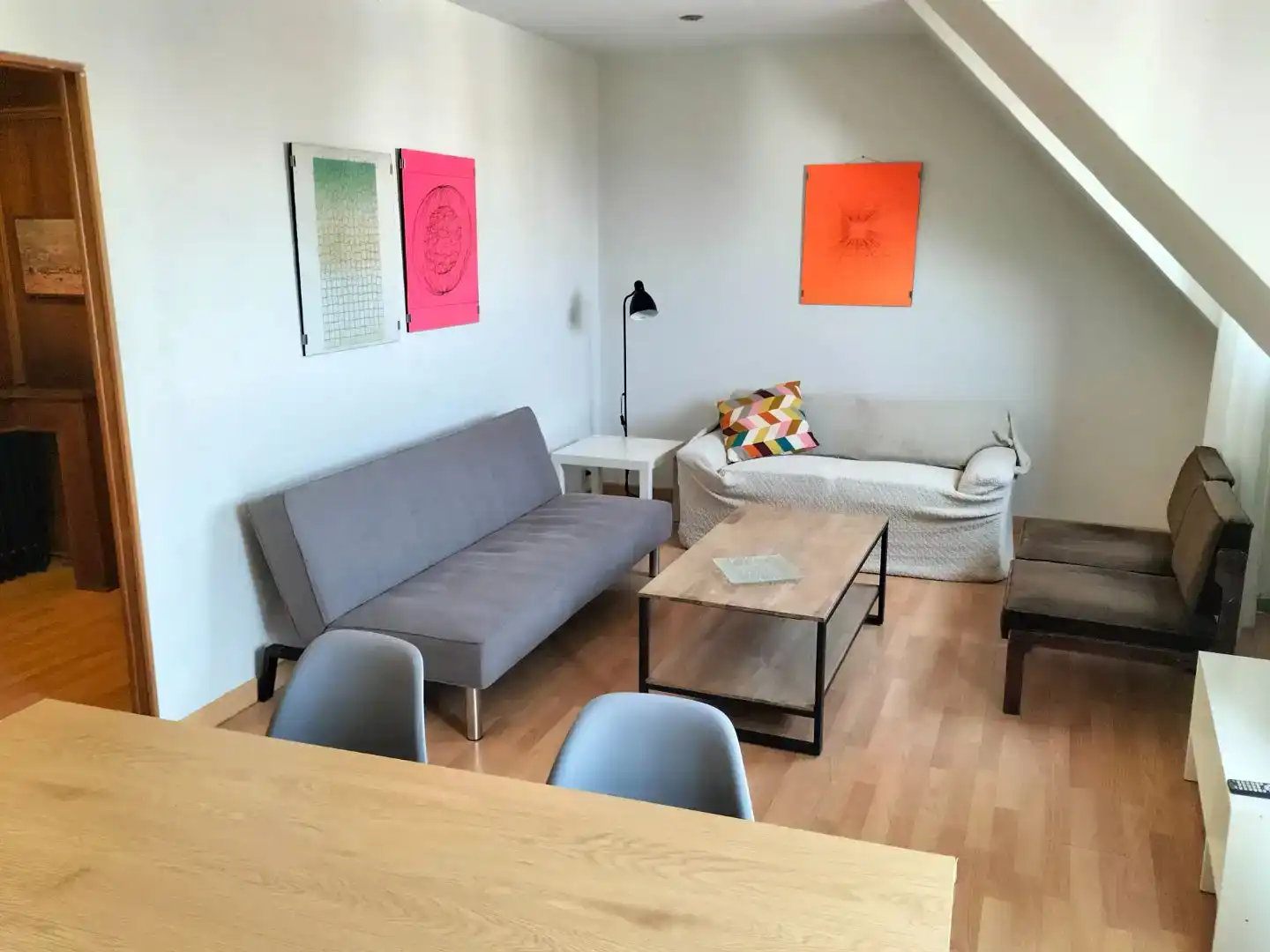 Sala de estar de Piso para compartir en León Capital  con Parquet, Amueblado y Balcón