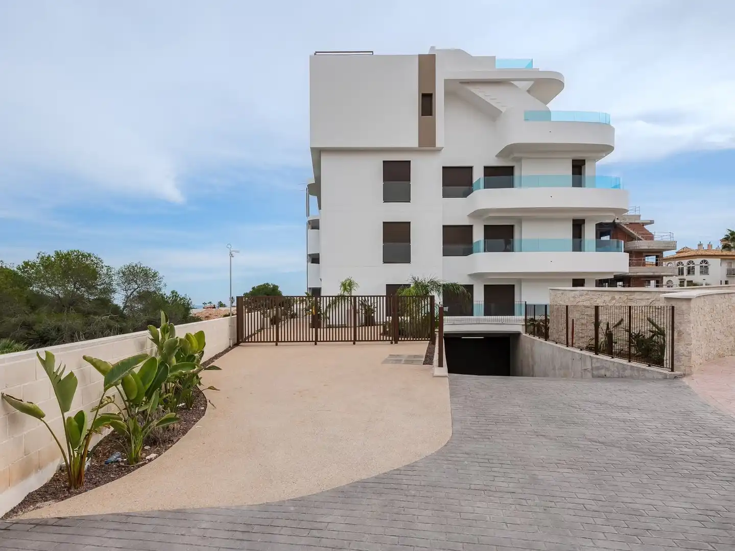 Exterior view of Flat for sale in Orihuela  with Air Conditioner, Terrace and Furnished
