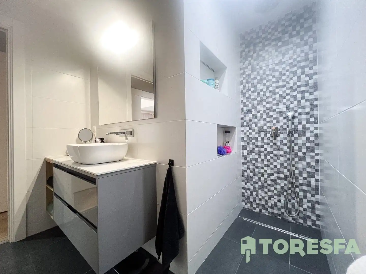 Baño de Casa o chalet en venta en Lliçà d'Amunt con Jardín privado y Parquet