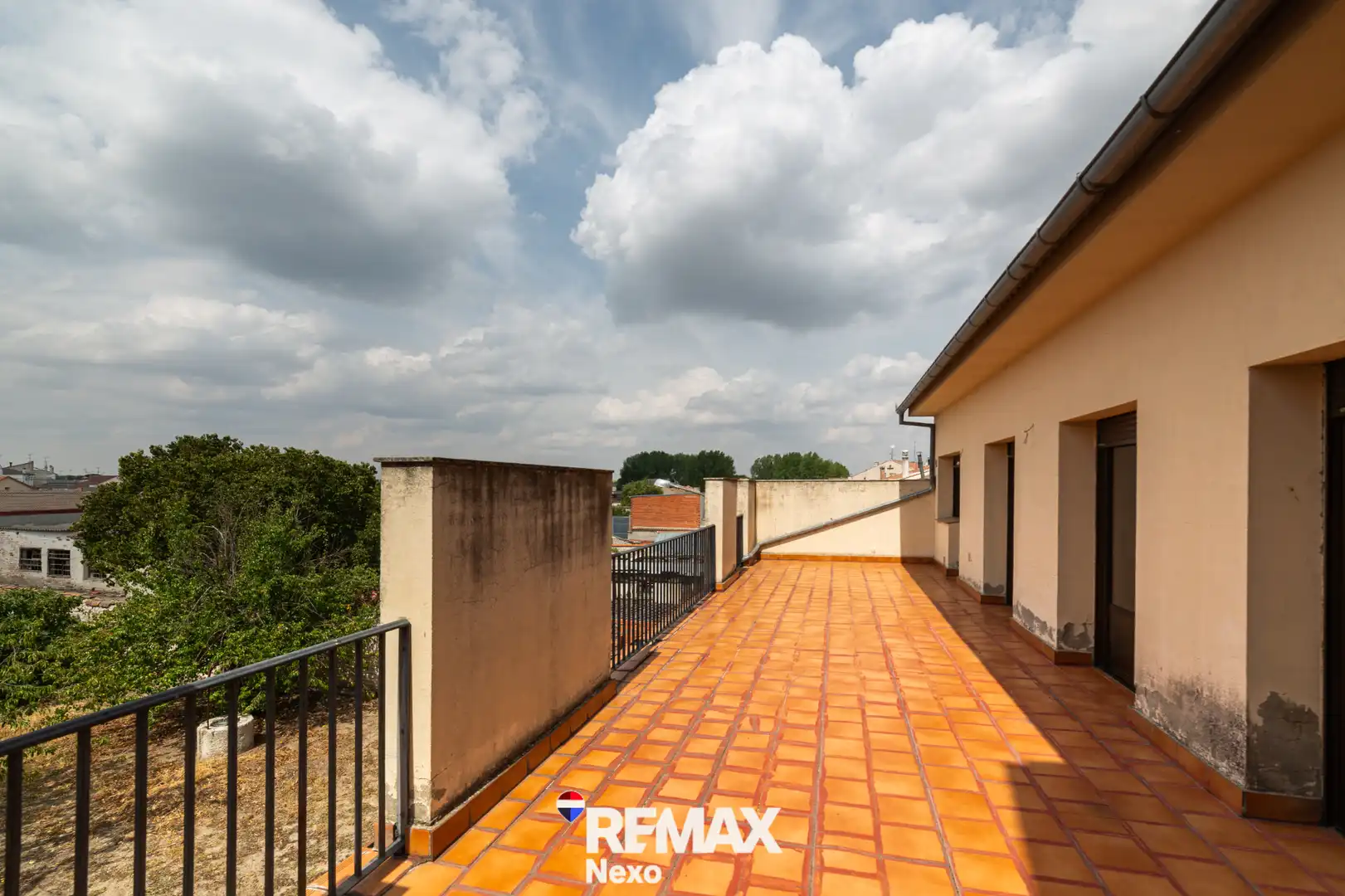 Terraza de Casa adosada en venta en Villaverde de Íscar con Aire acondicionado, Calefacción y Jardín privado