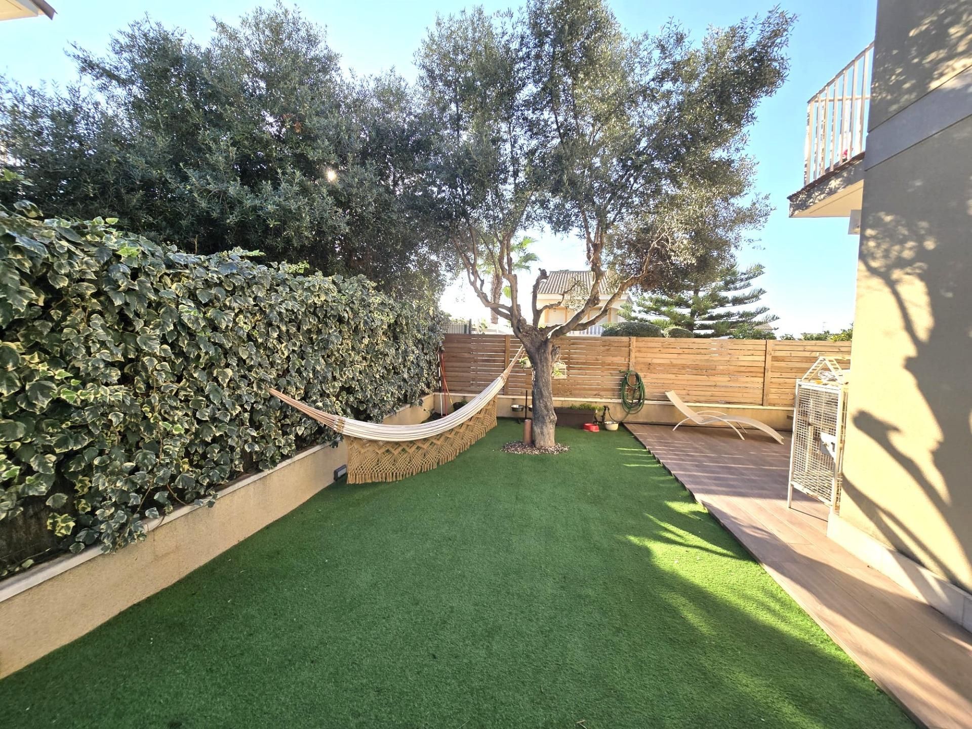 Terrassa de Casa adosada en venda en Creixell amb Calefacció, Jardí privat i Terrassa
