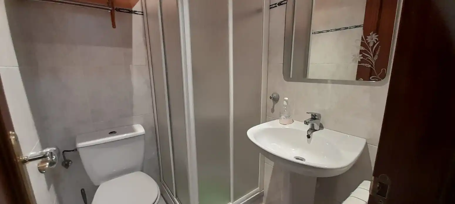 Bathroom of Flat for rent in Suances  with Heating and Balcony