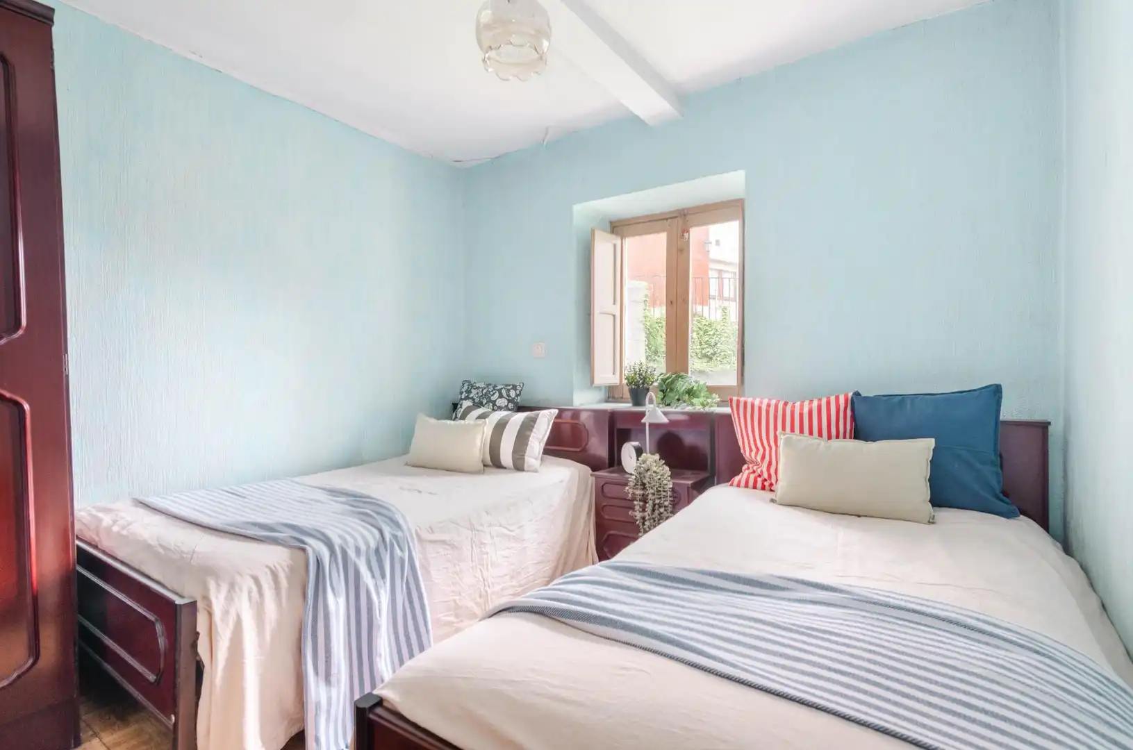 Bedroom of Houses for sale in Aller
