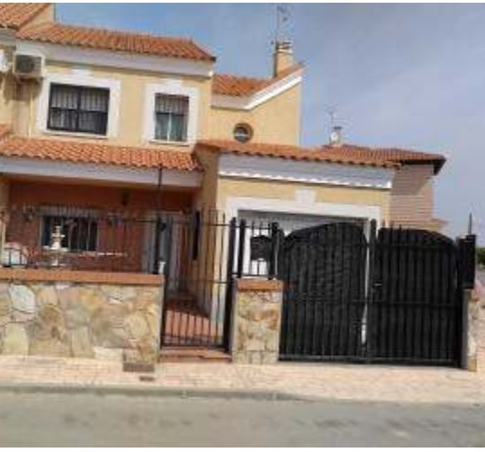 Vista exterior de Casa o xalet en venda en Albarreal de Tajo
