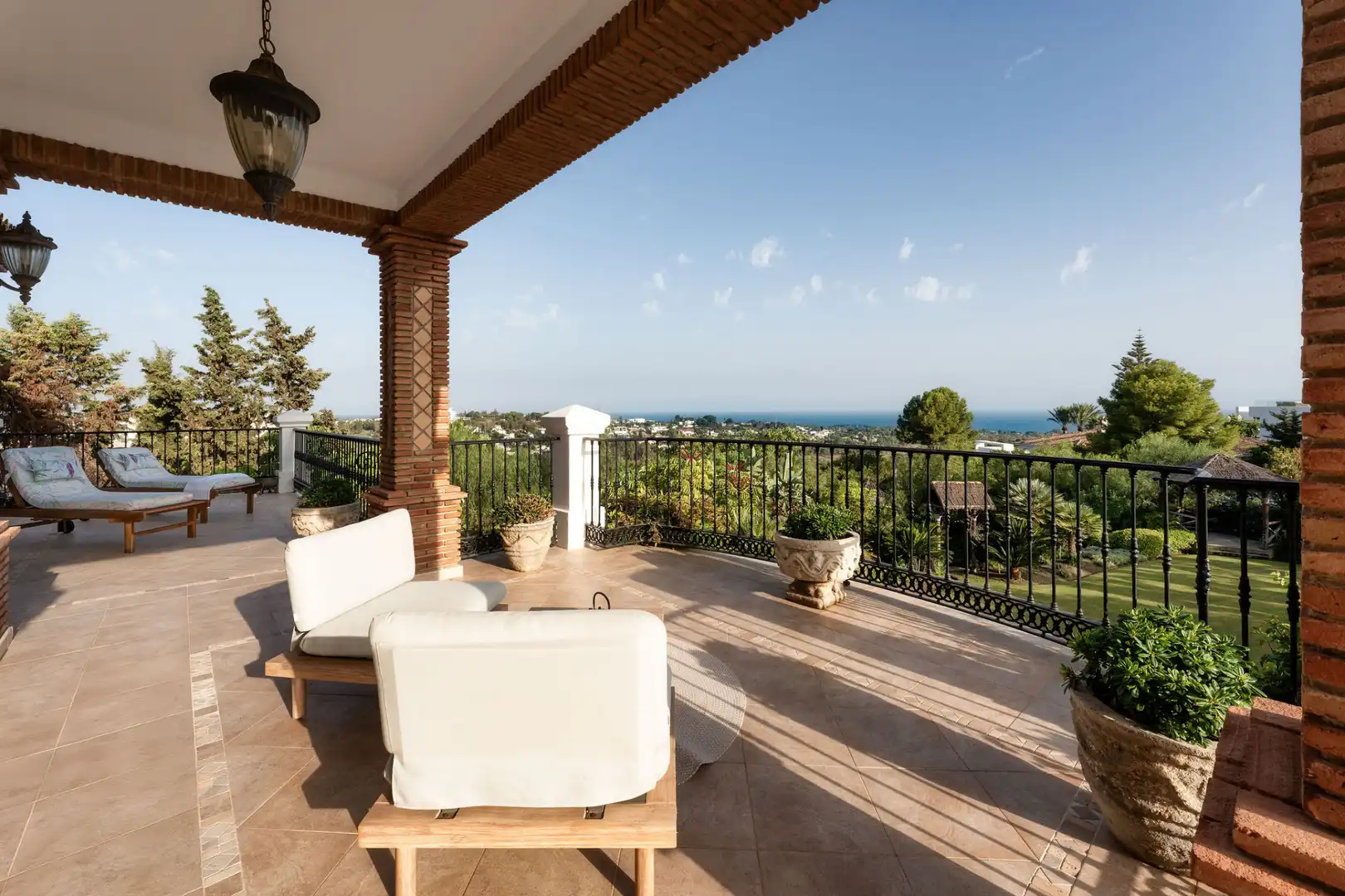 House with pool for sale in Estepona Pueblo, imagen 4