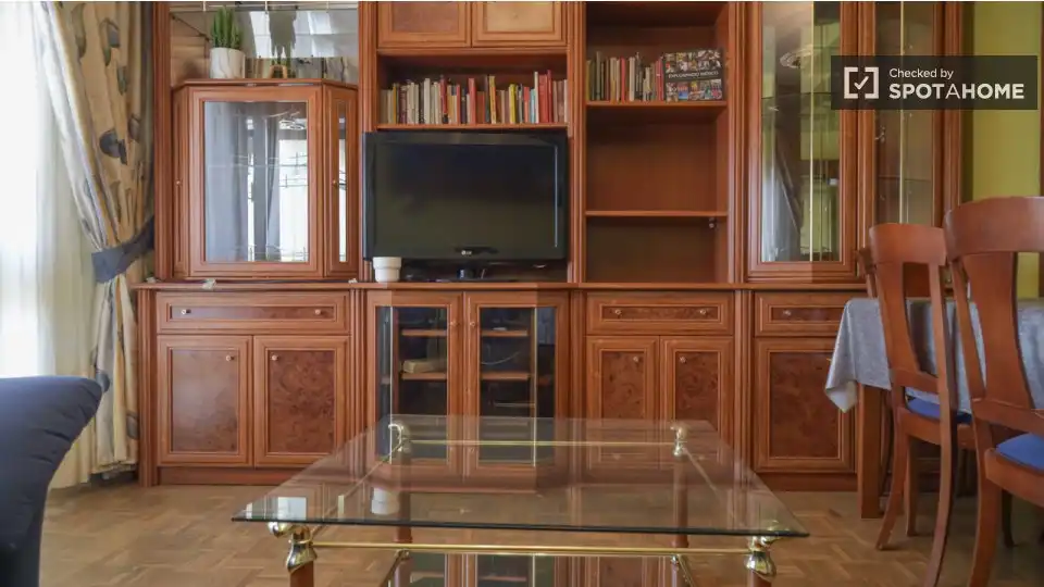 Sala de estar de Piso de alquiler en Alcalá de Henares con Aire acondicionado, Calefacción y Amueblado