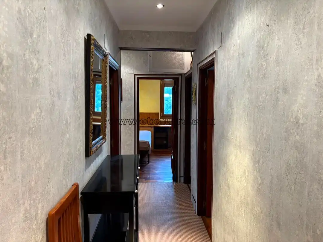 Piso en venta en Laudio / Llodio con Calefacción y Balcón