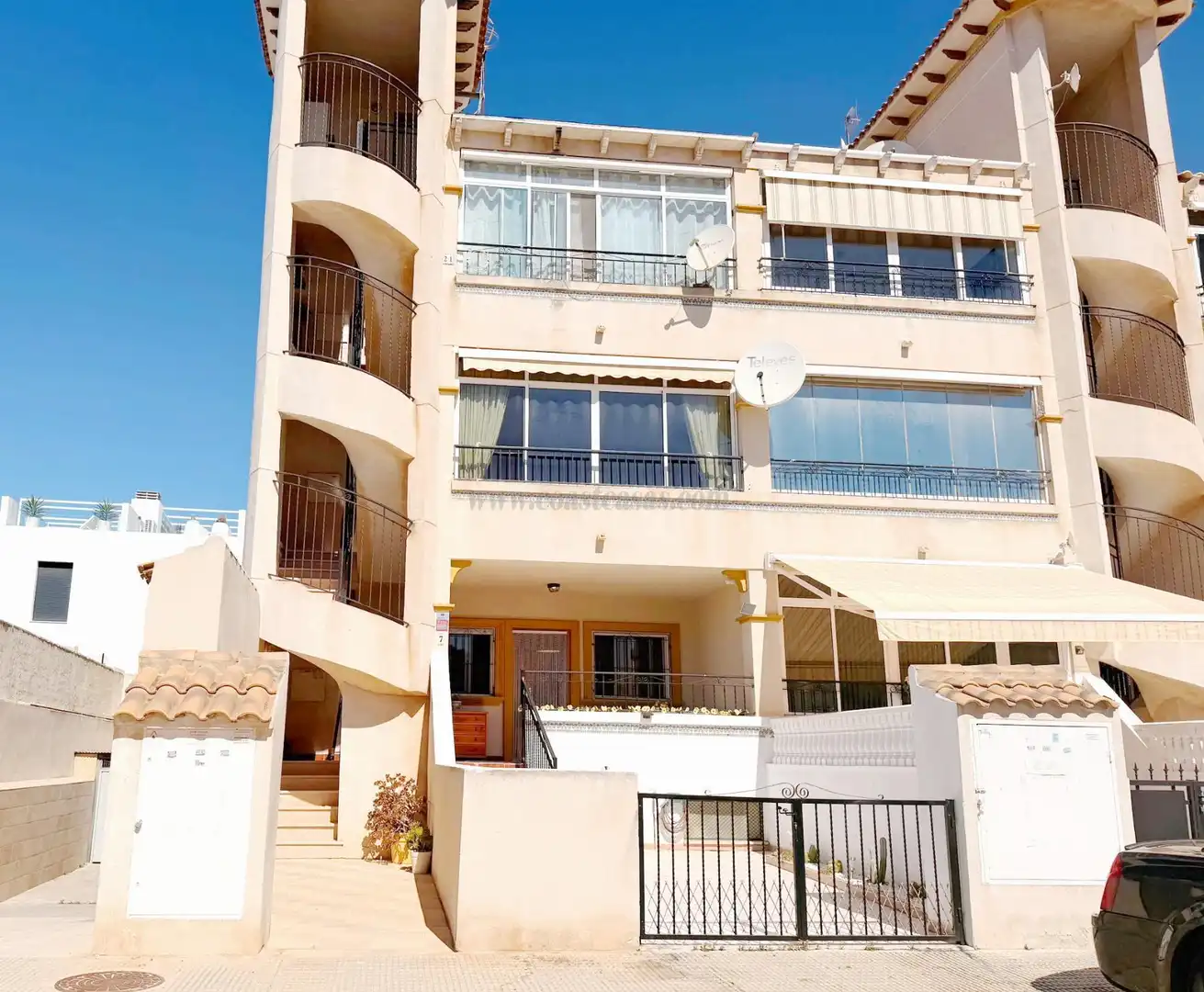 Exterior view of Apartments for sale in Orihuela  with Air Conditioner, Heating and Community pool