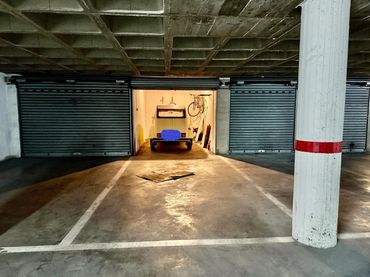 Doppelparkplatz zur Miete in Jardins d'Enric Morera 1