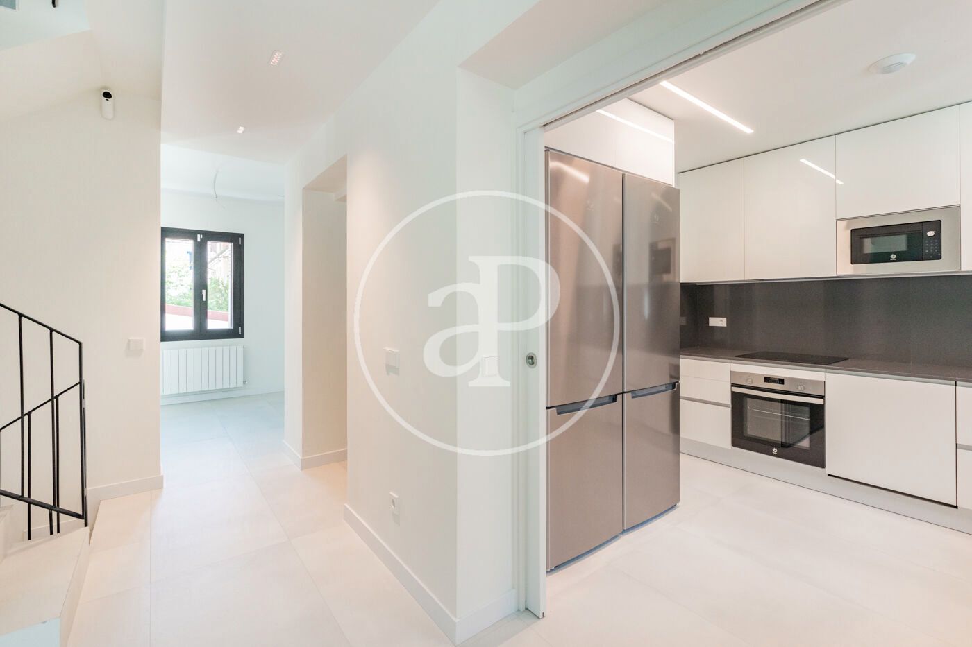 Kitchen of Single-family semi-detached for sale in  Madrid Capital  with Air Conditioner, Heating and Private garden
