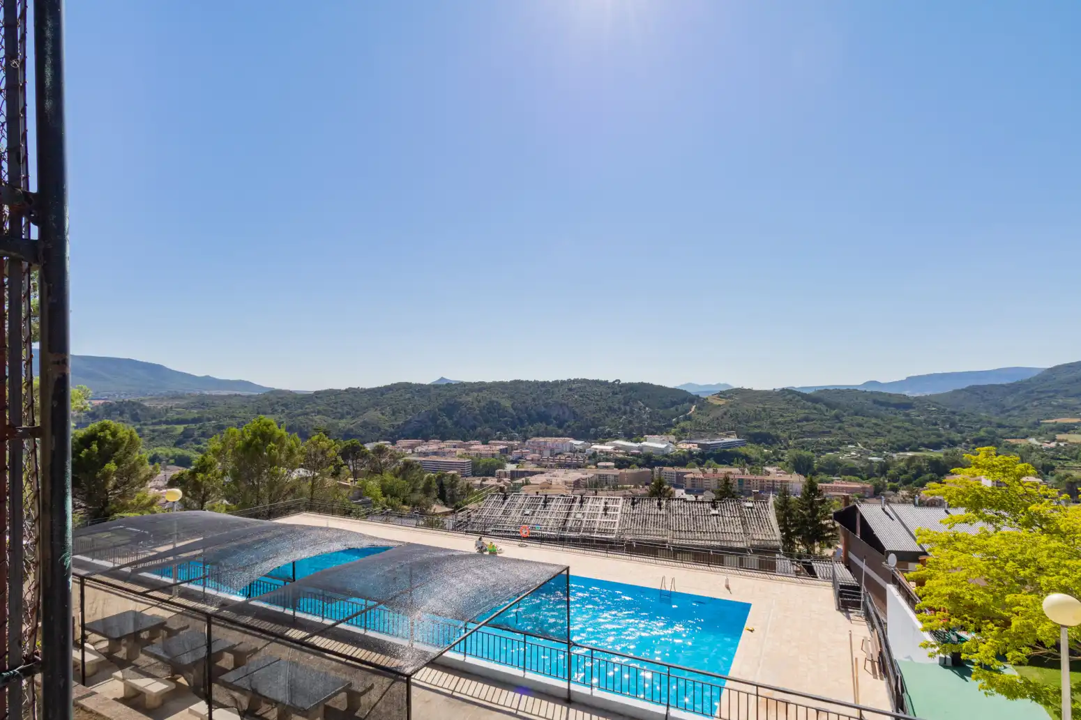 Piscina de Piso en venta en Estella / Lizarra con Calefacción, Jardín privado y Terraza