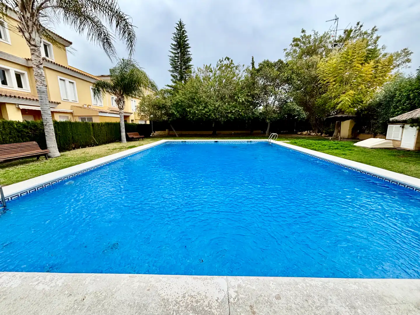 Adossat amb piscina en venda a Avenida Pintor Fernando Soria, imagen 77